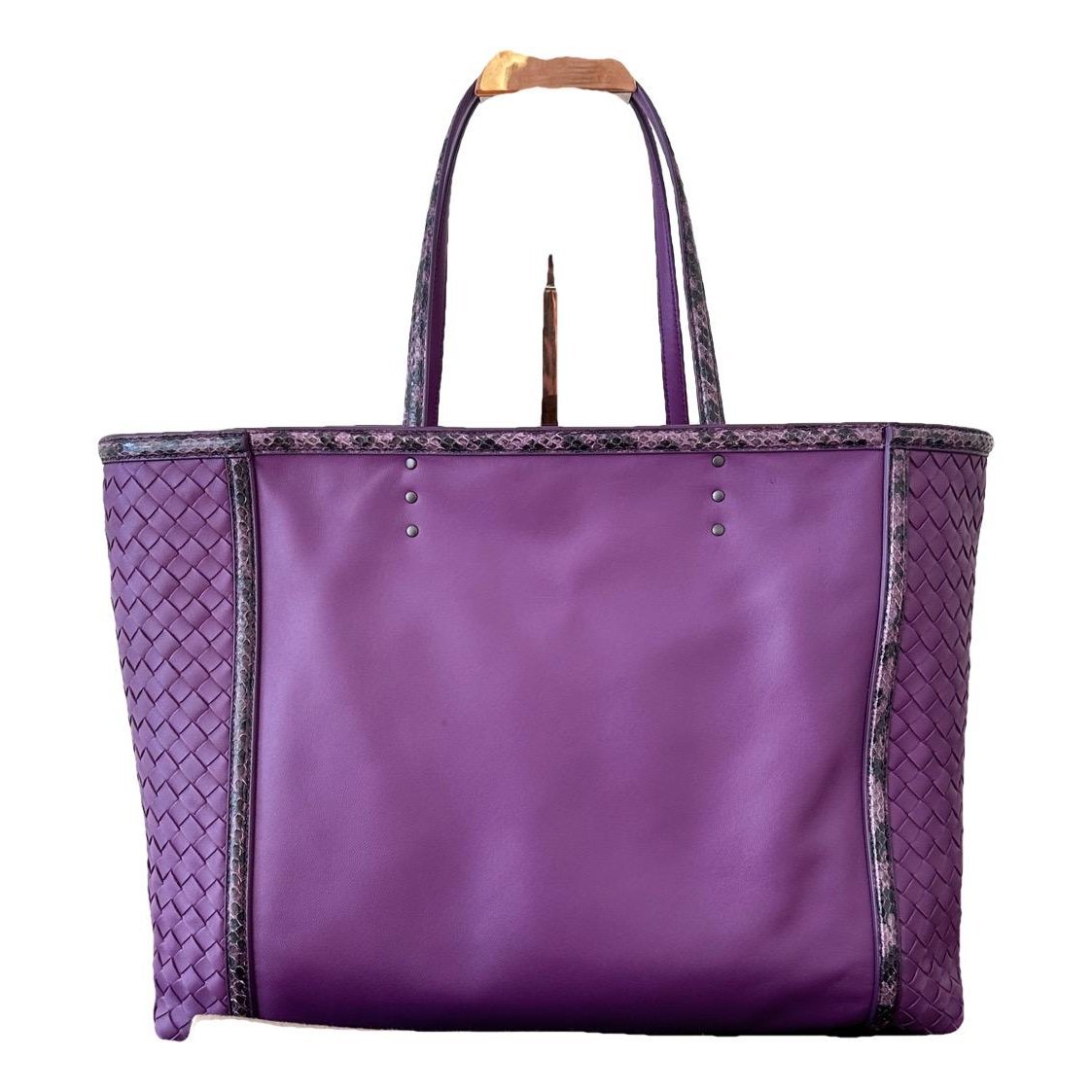 Bottega Veneta Fourre-Tout leather handbag