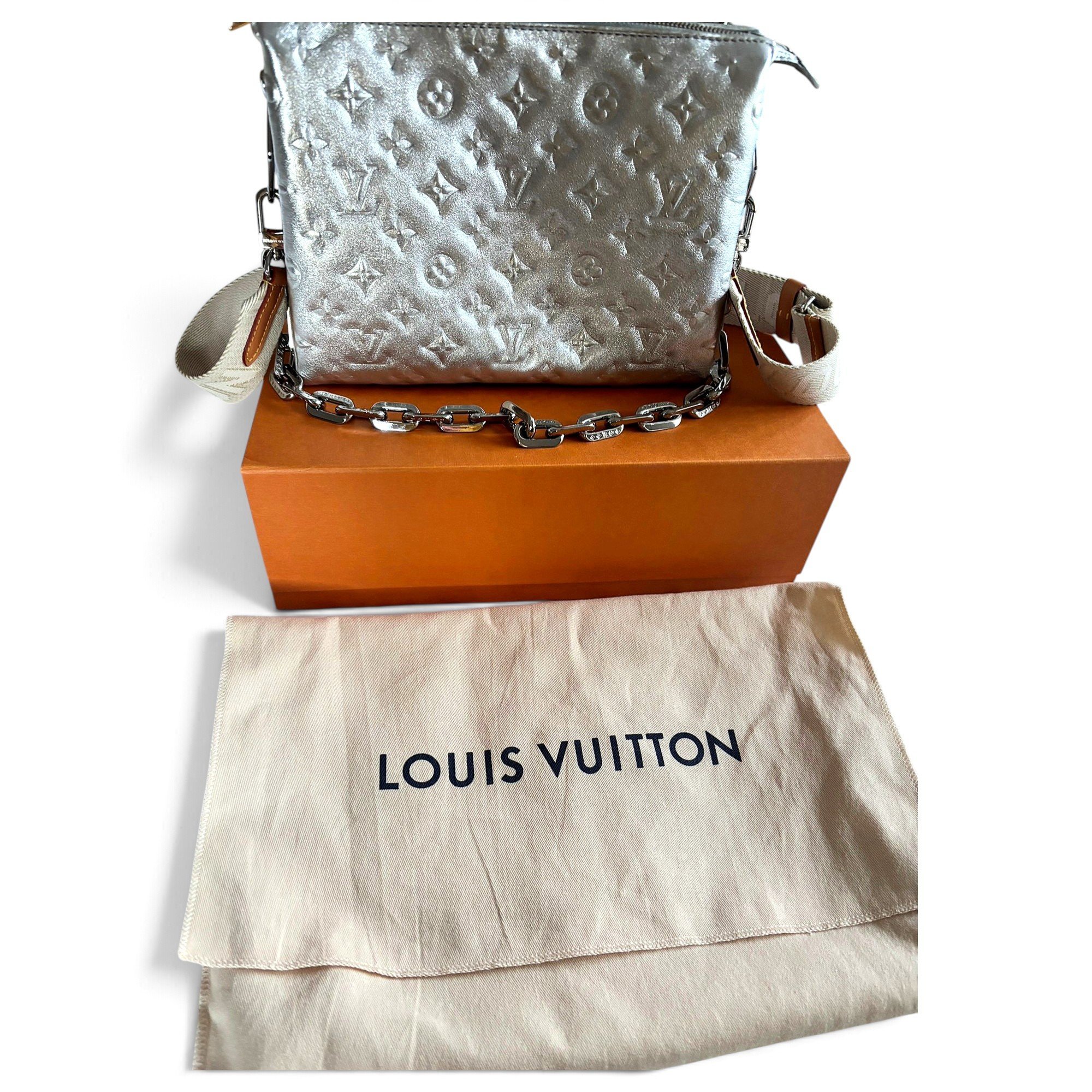 Coussin leather handbag