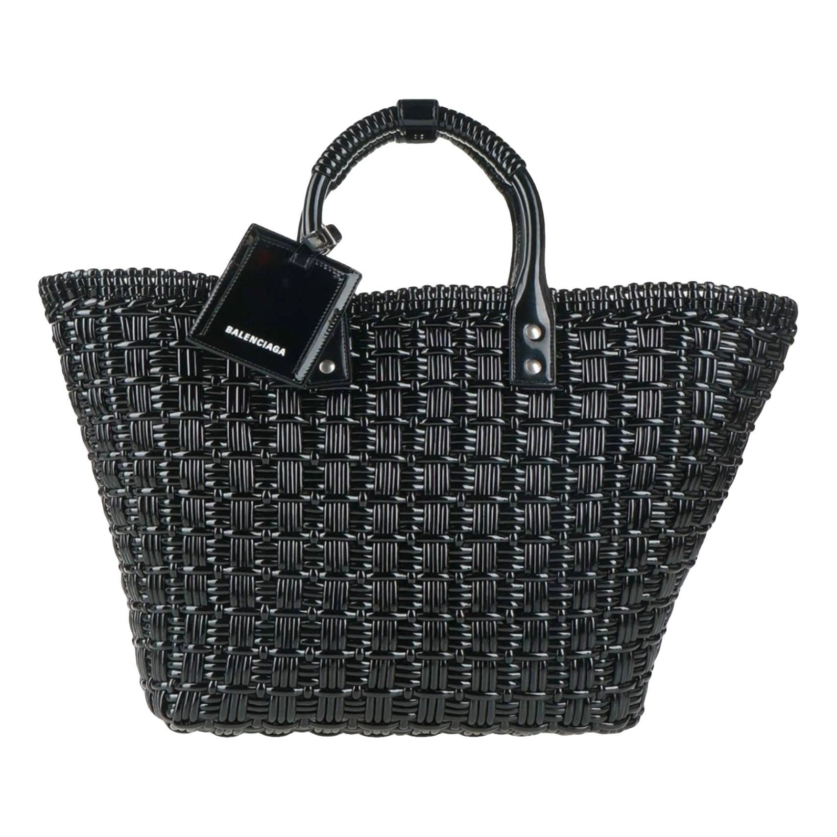 Panier patent leather tote