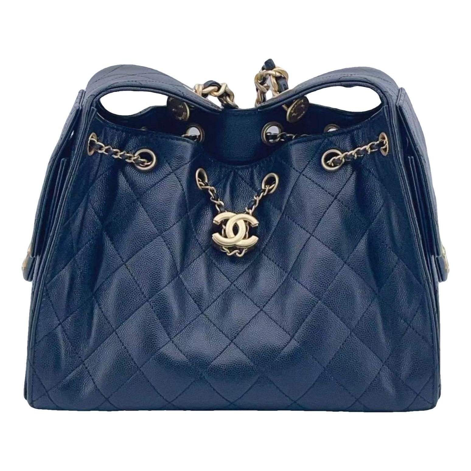 Chanel 25 leather crossbody bag