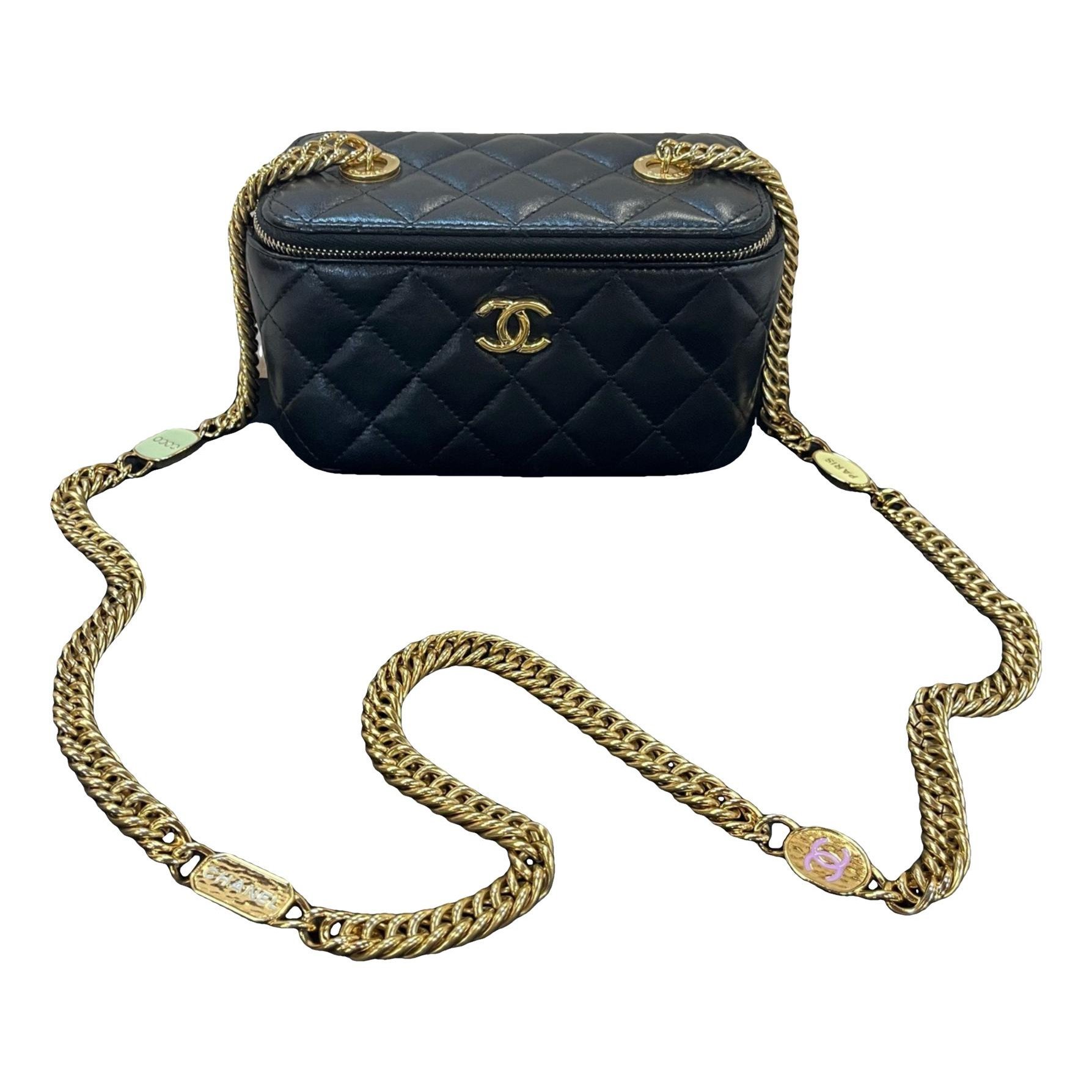 Trendy CC Vanity leather handbag