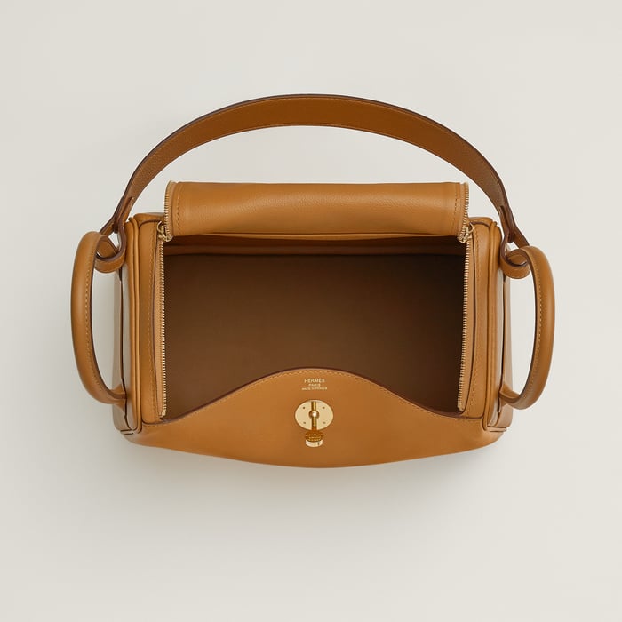 Caramel Lindy 26 Bag