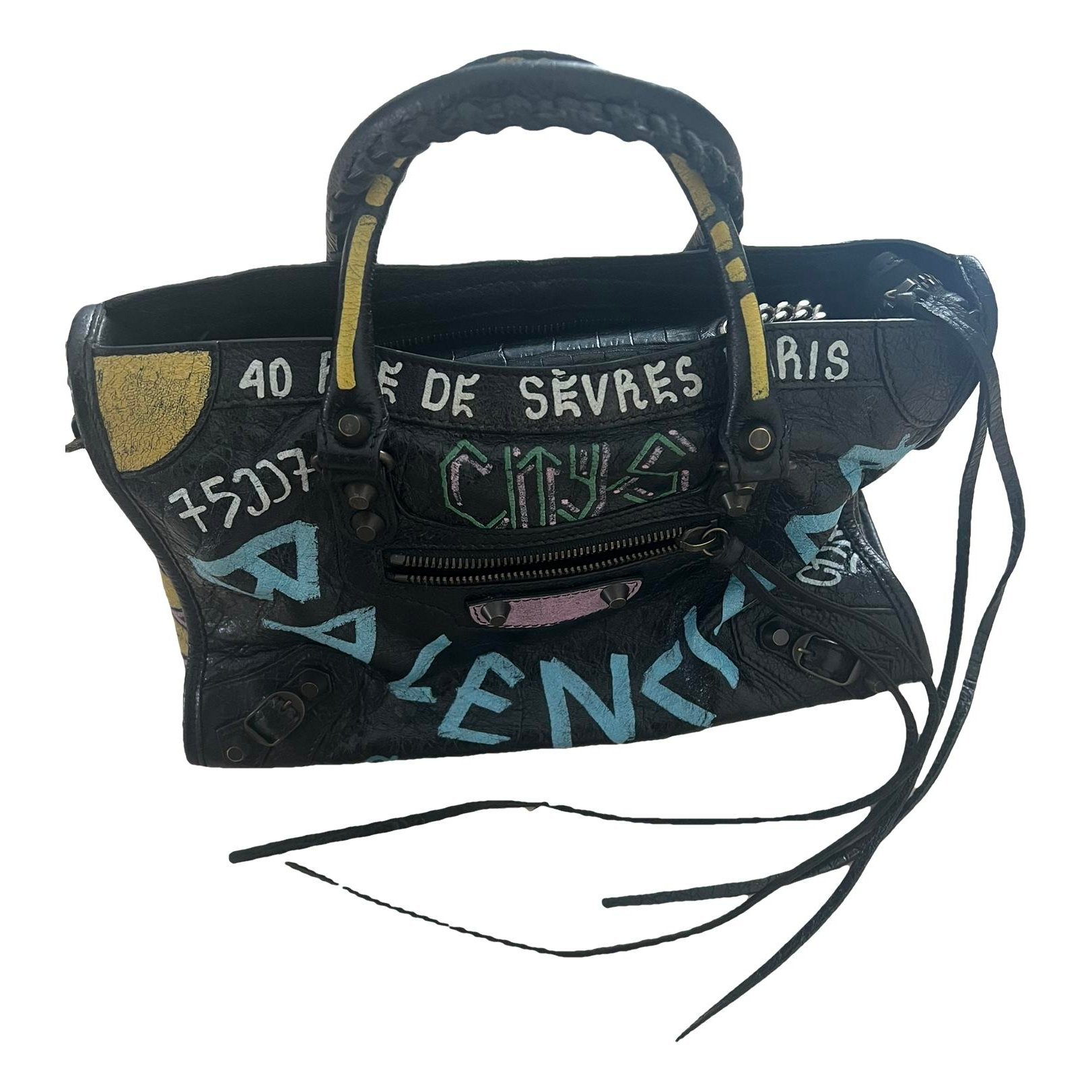 City leather handbag