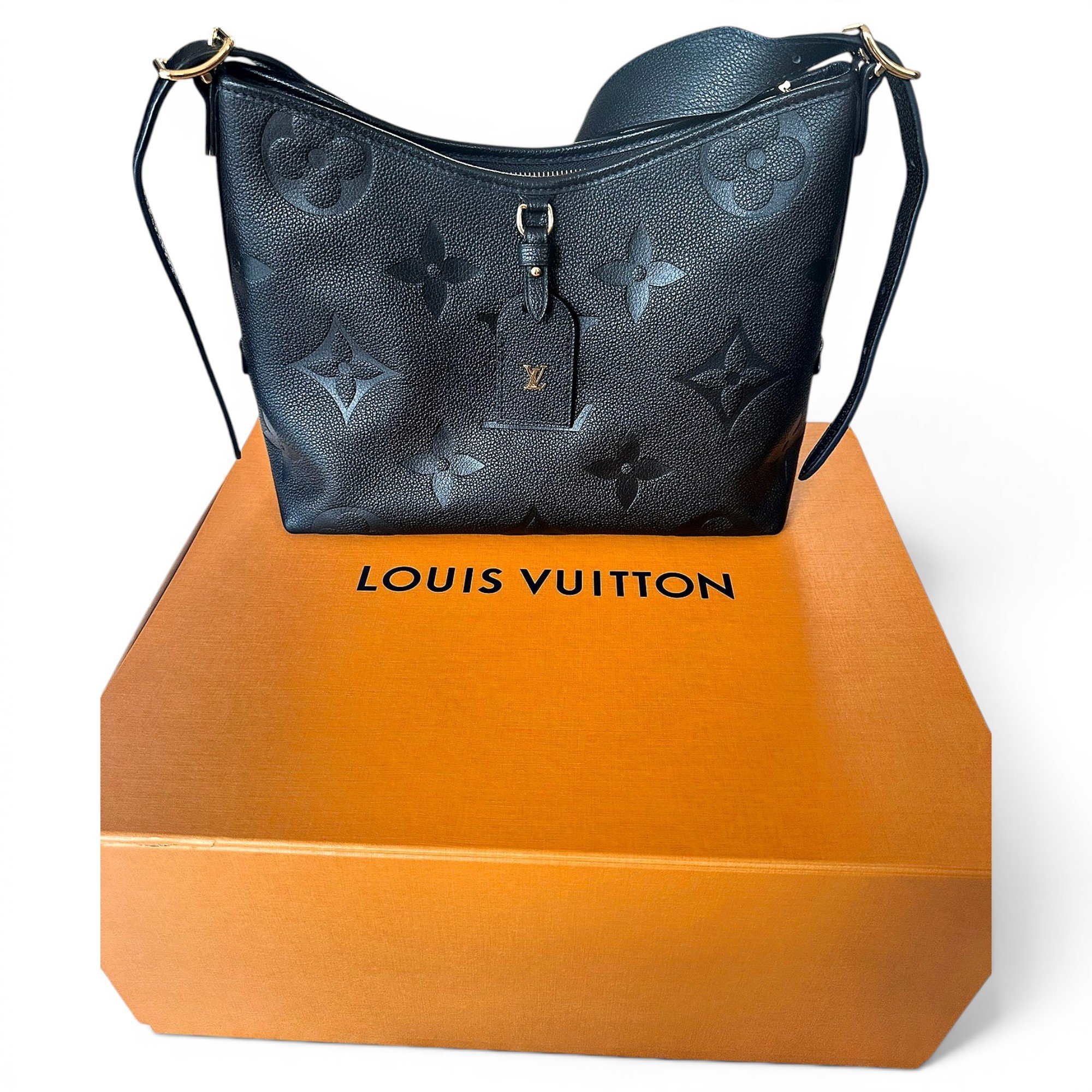 Carry All leather handbag