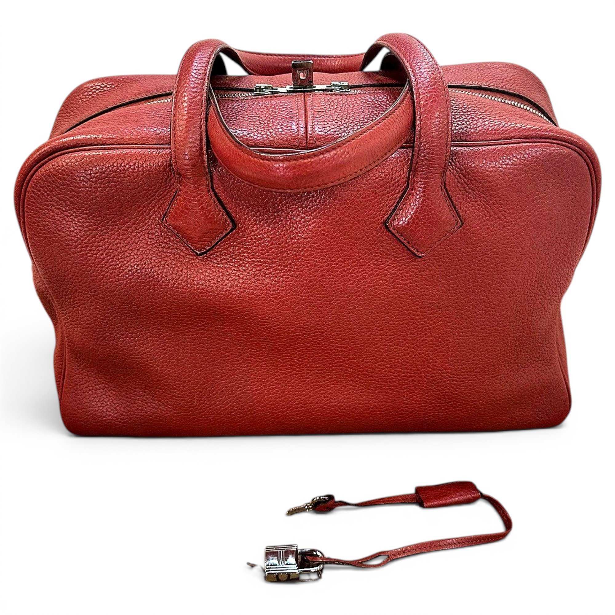 Victoria leather handbag