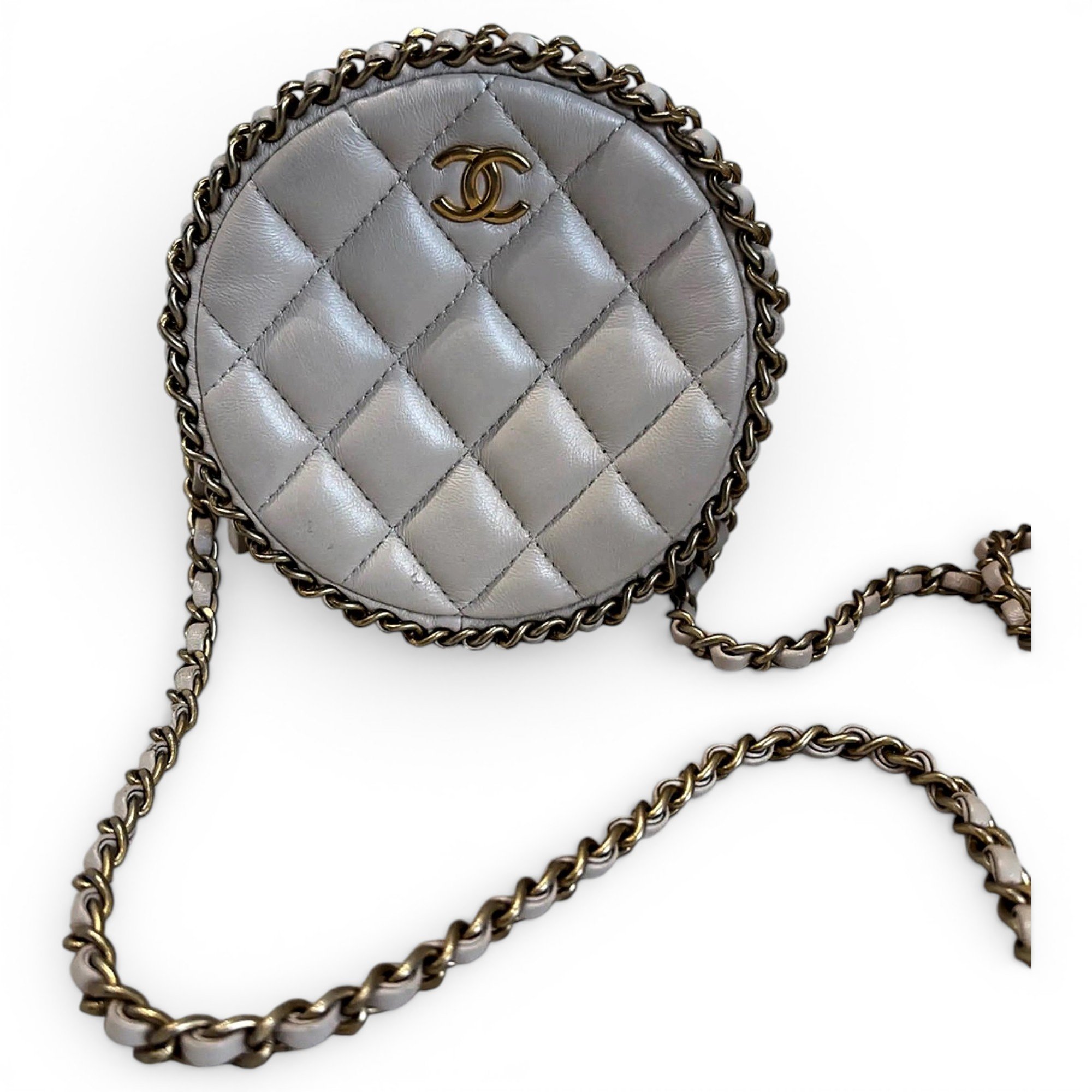 Chanel 19 leather crossbody bag