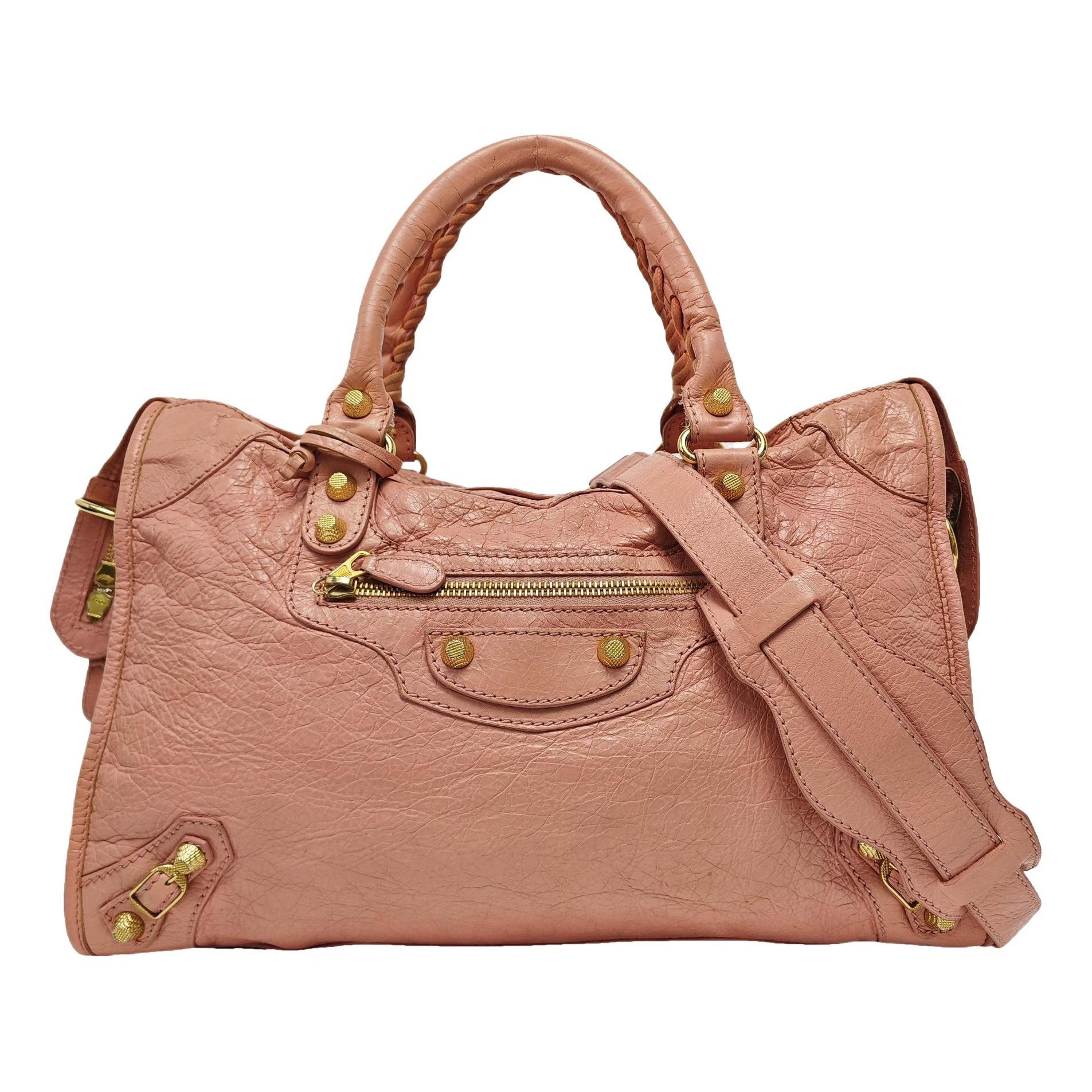 City leather crossbody bag