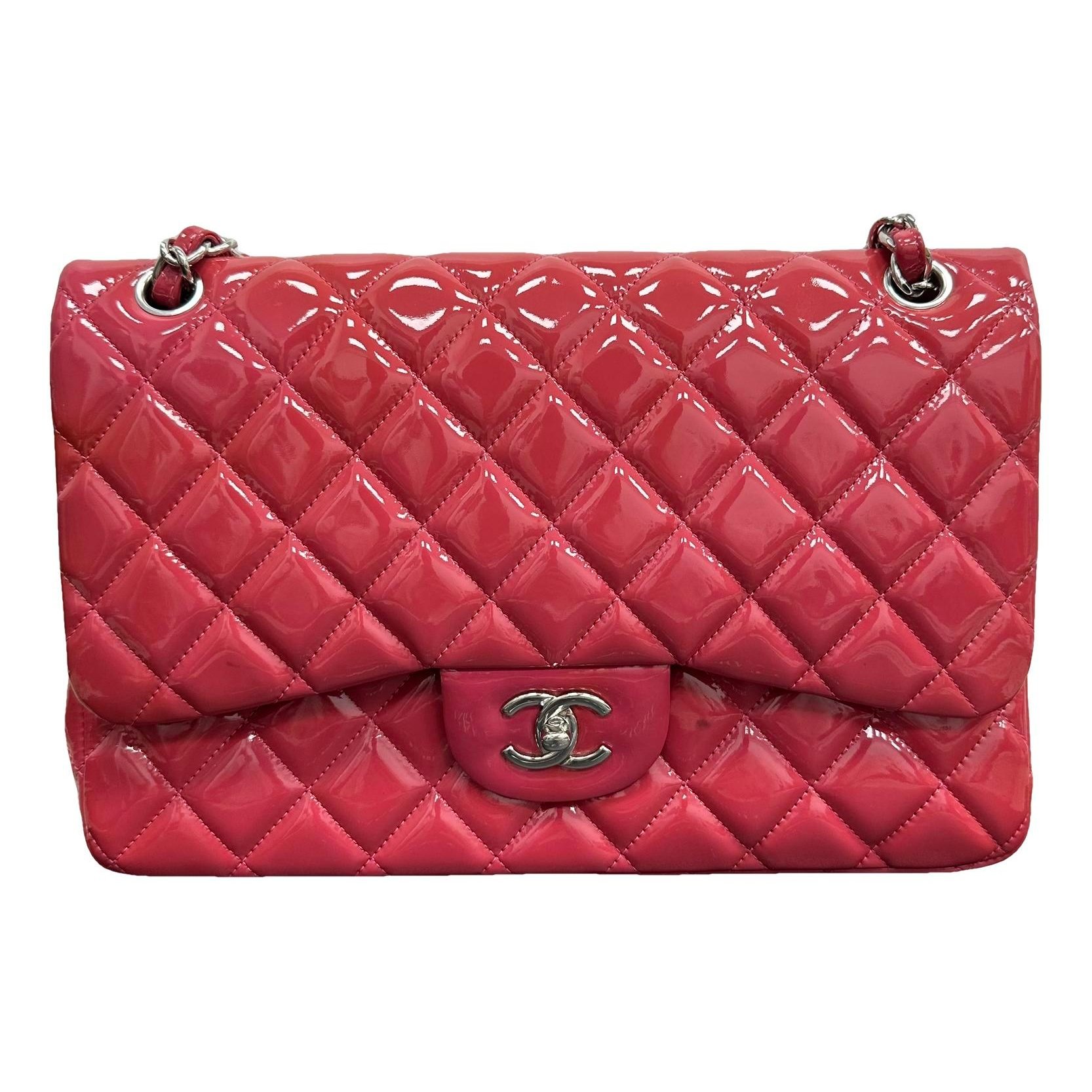 Timeless/Classique patent leather handbag