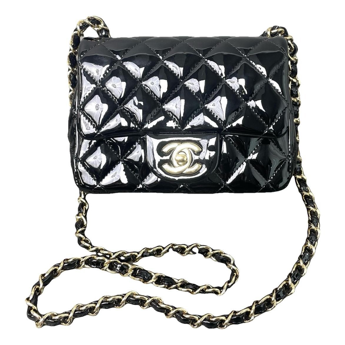 Timeless/Classique patent leather handbag
