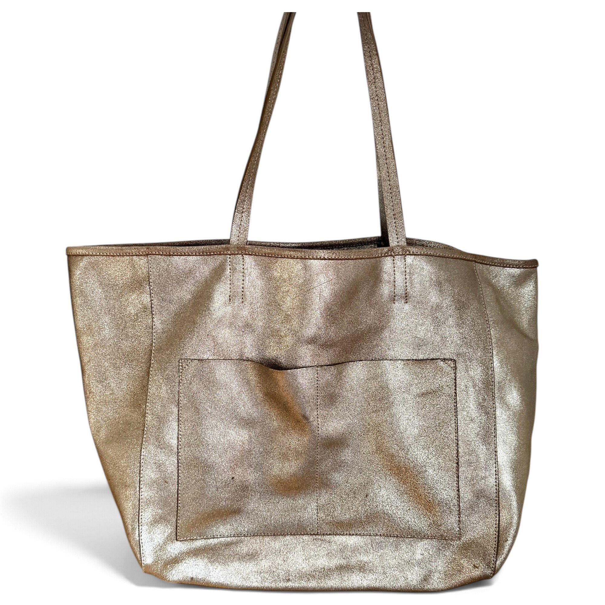 Leather travel bag