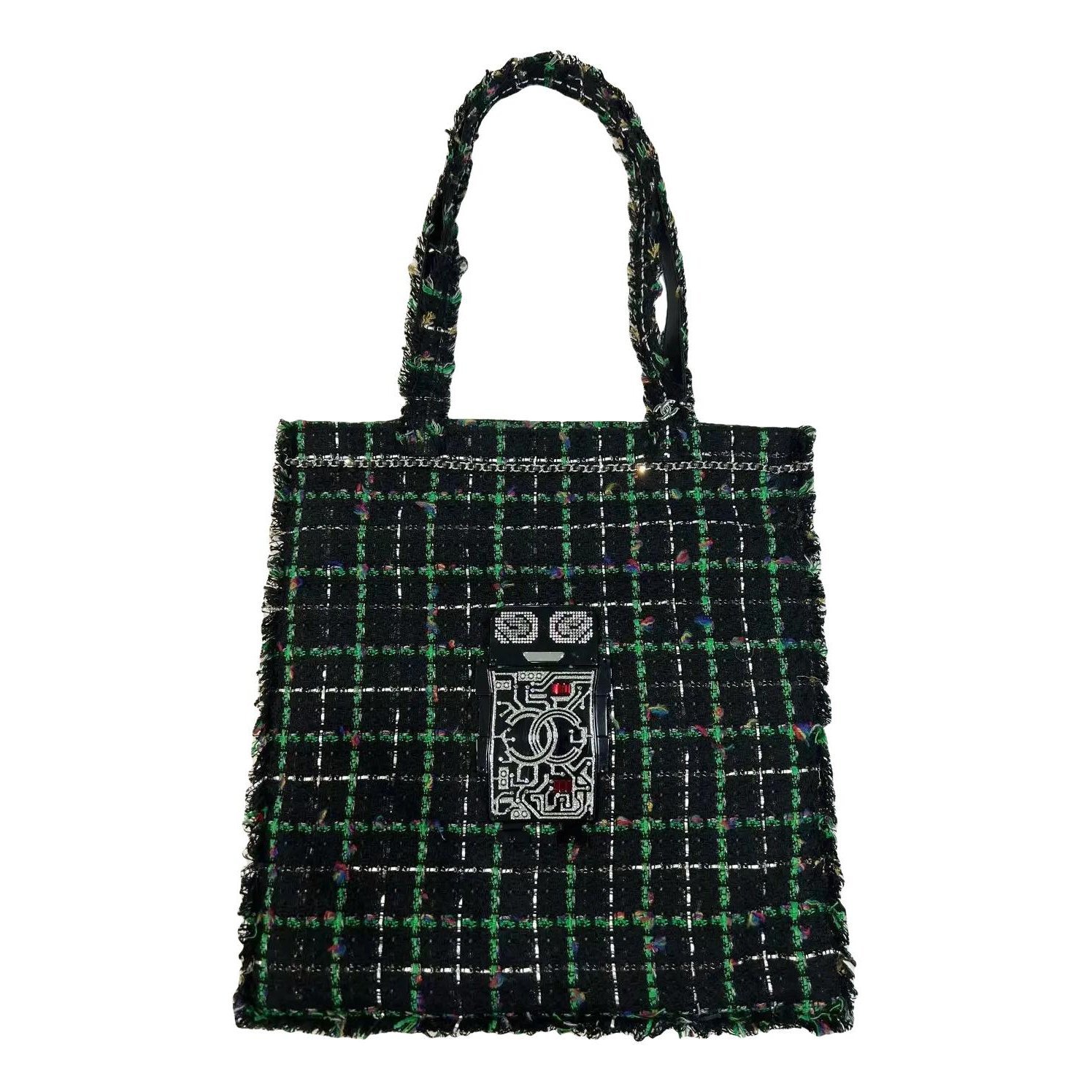 Wool handbag