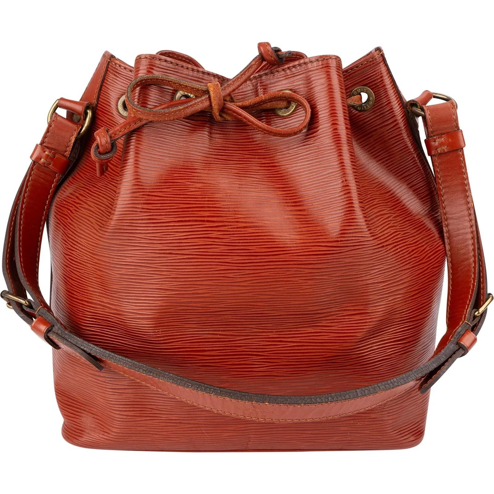 Noé leather handbag