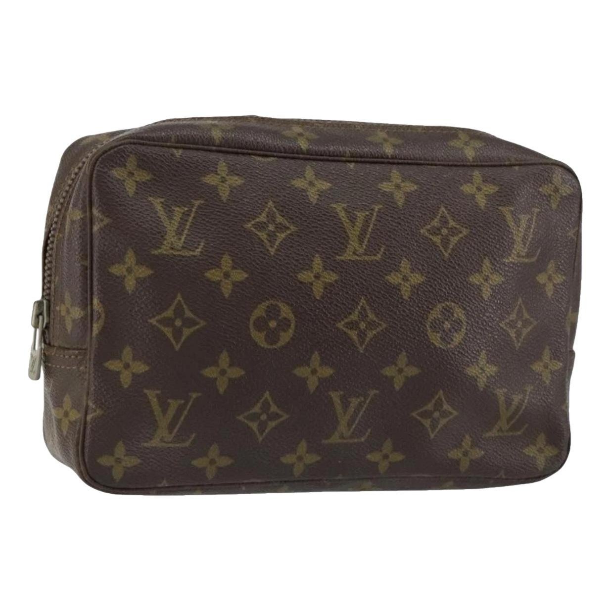 Clutch bag