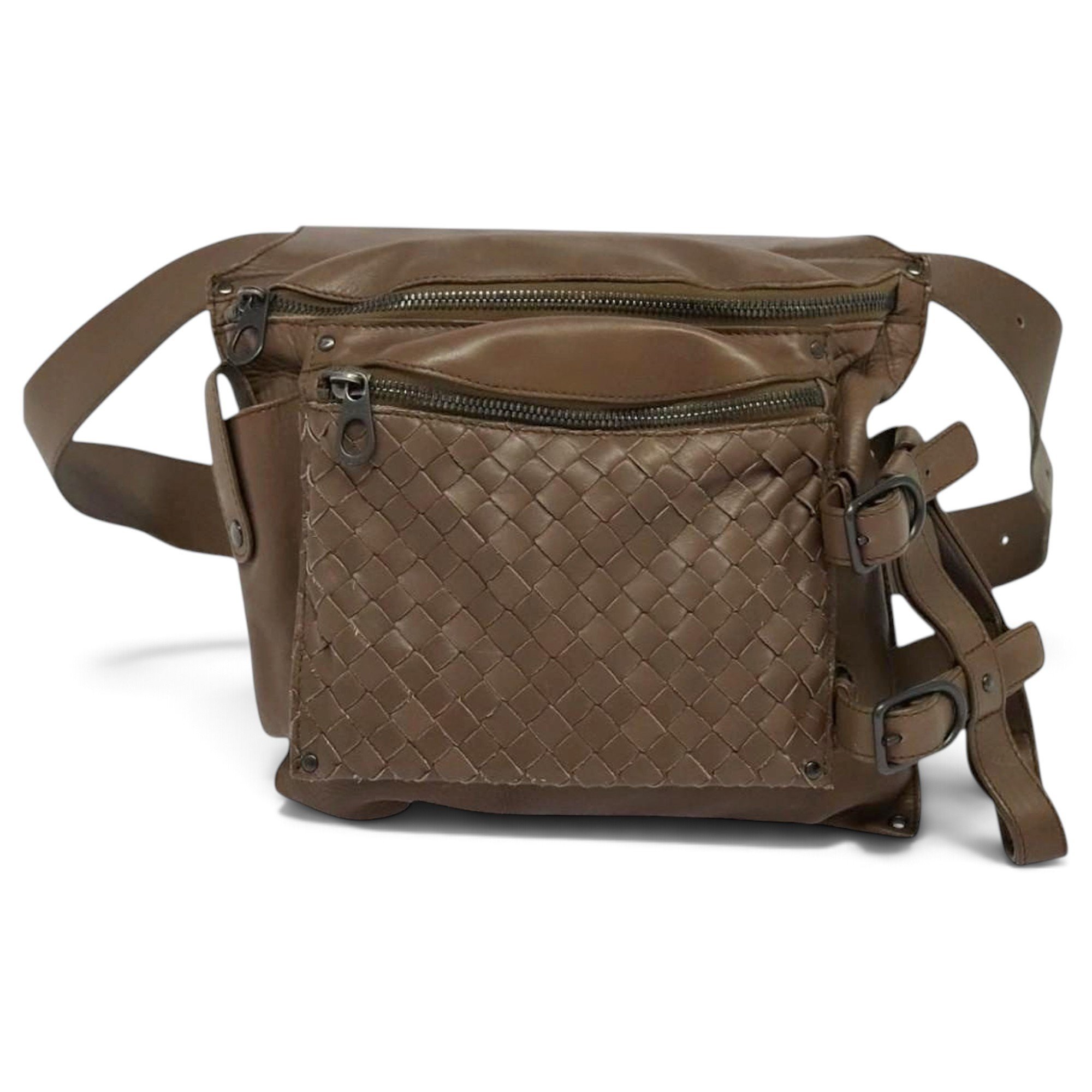 Veneta leather bag