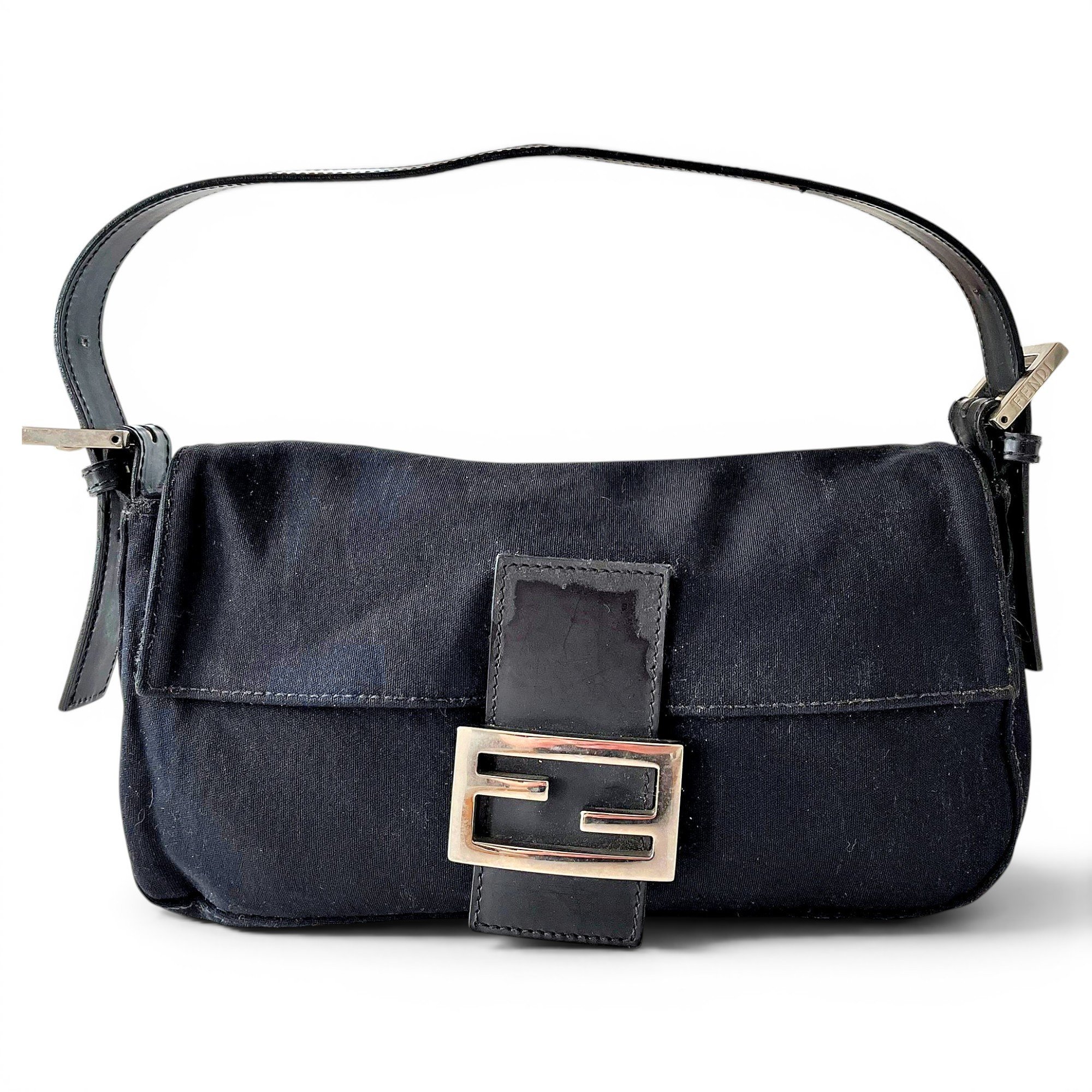 Baguette cloth handbag