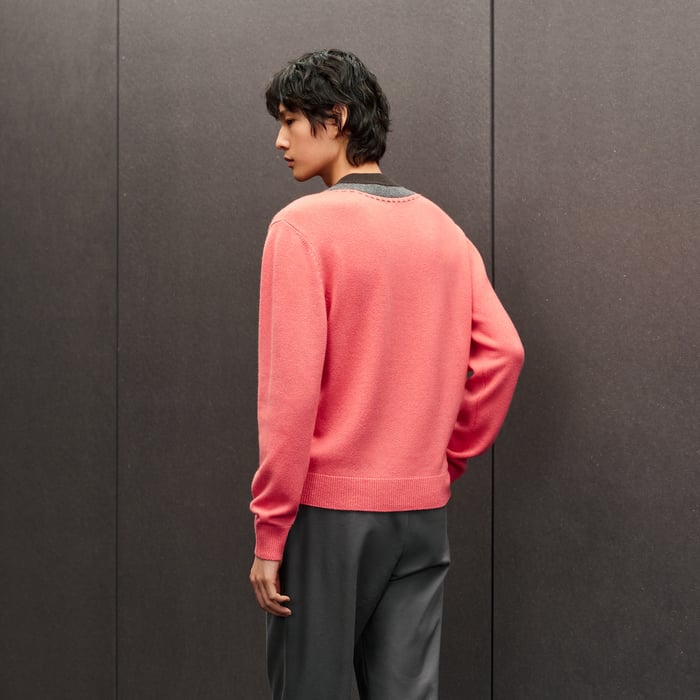 Sunset "Decoupe Sellier" V-neck Cashmere Sweater