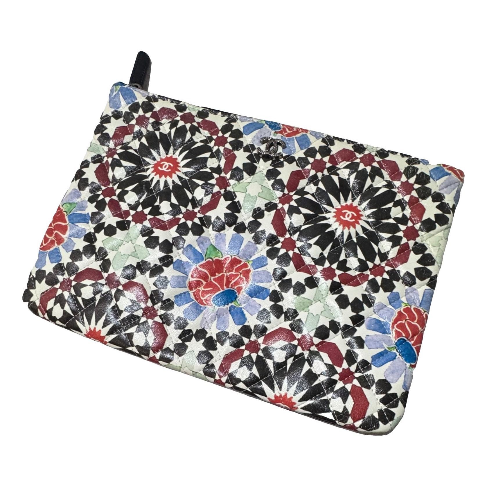 Timeless/Classique leather clutch bag