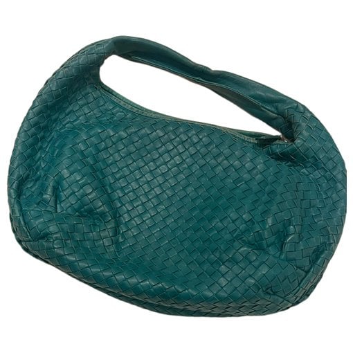 Veneta leather handbag