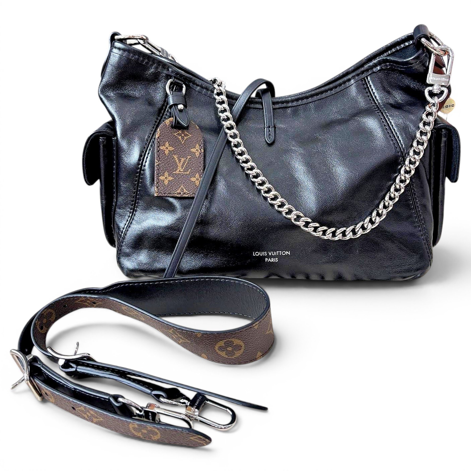 Louis Vuitton Carry All leather handbag