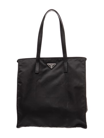 Vela Nylon Tote