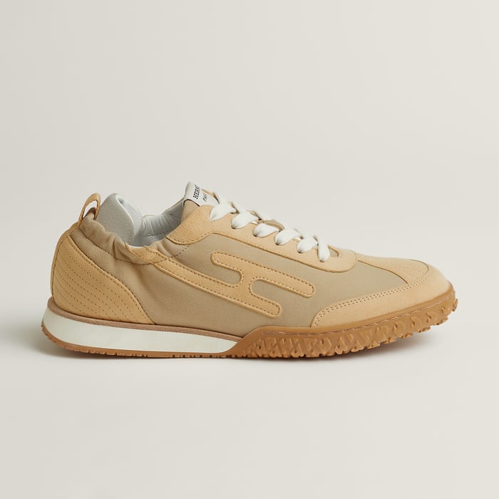 Jet Sneaker