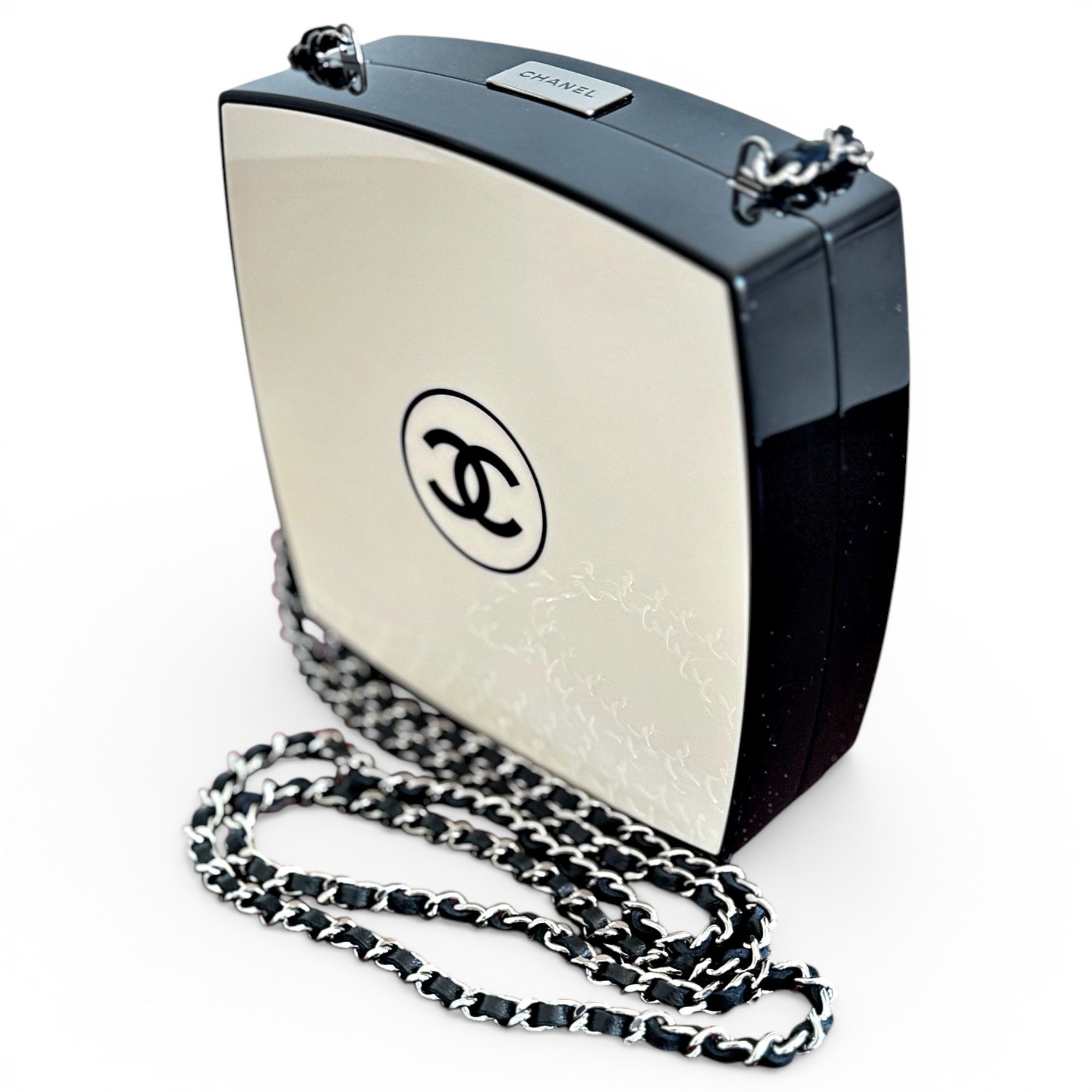 Clutch bag