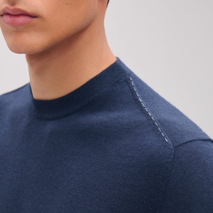 Océan "Coutures Inversees" Crewneck Sweater