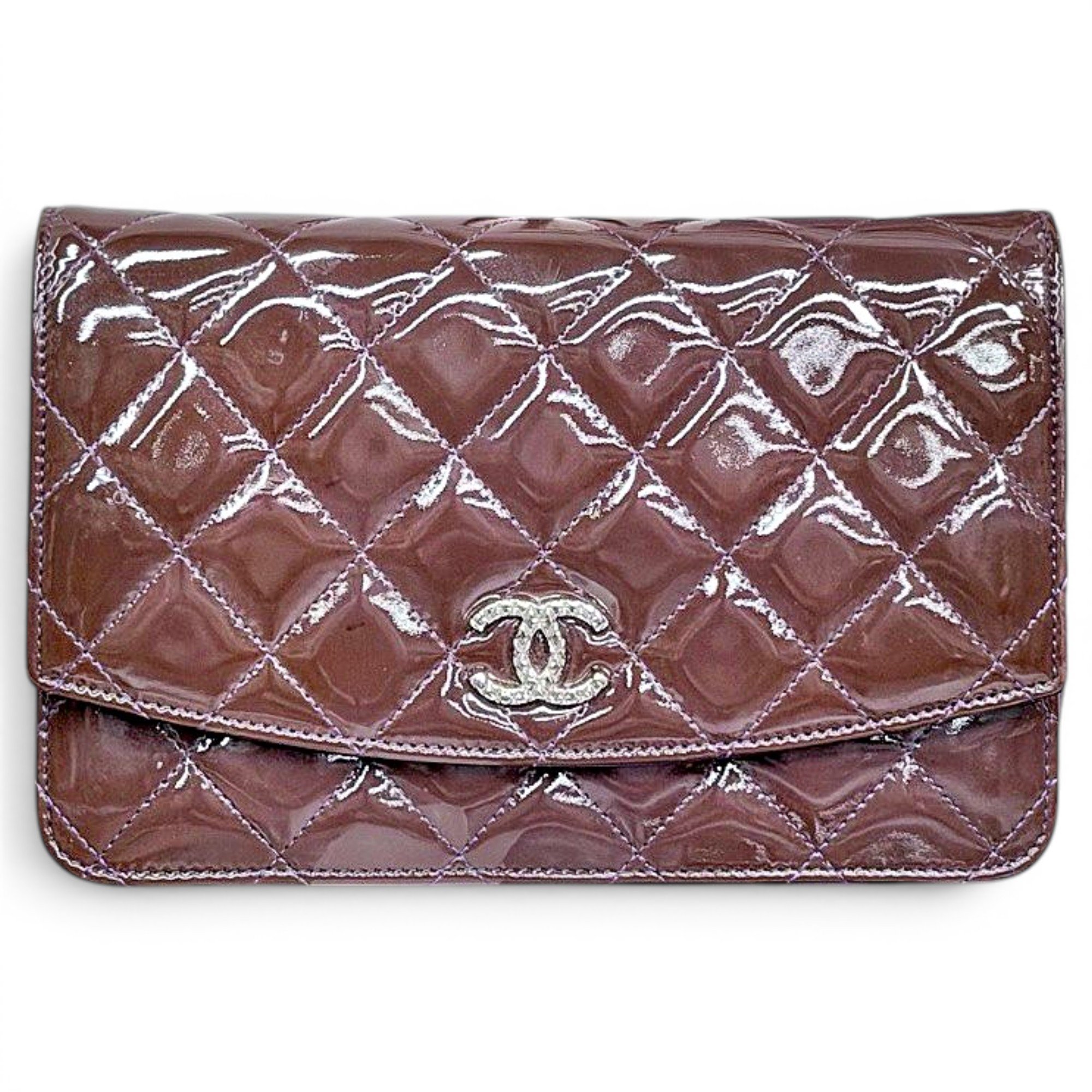 Wallet On Chain Timeless/Classique patent leather crossbody bag