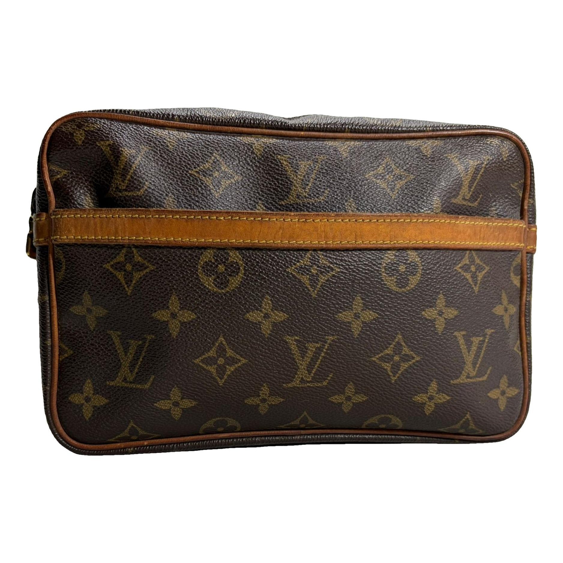 Leather clutch bag