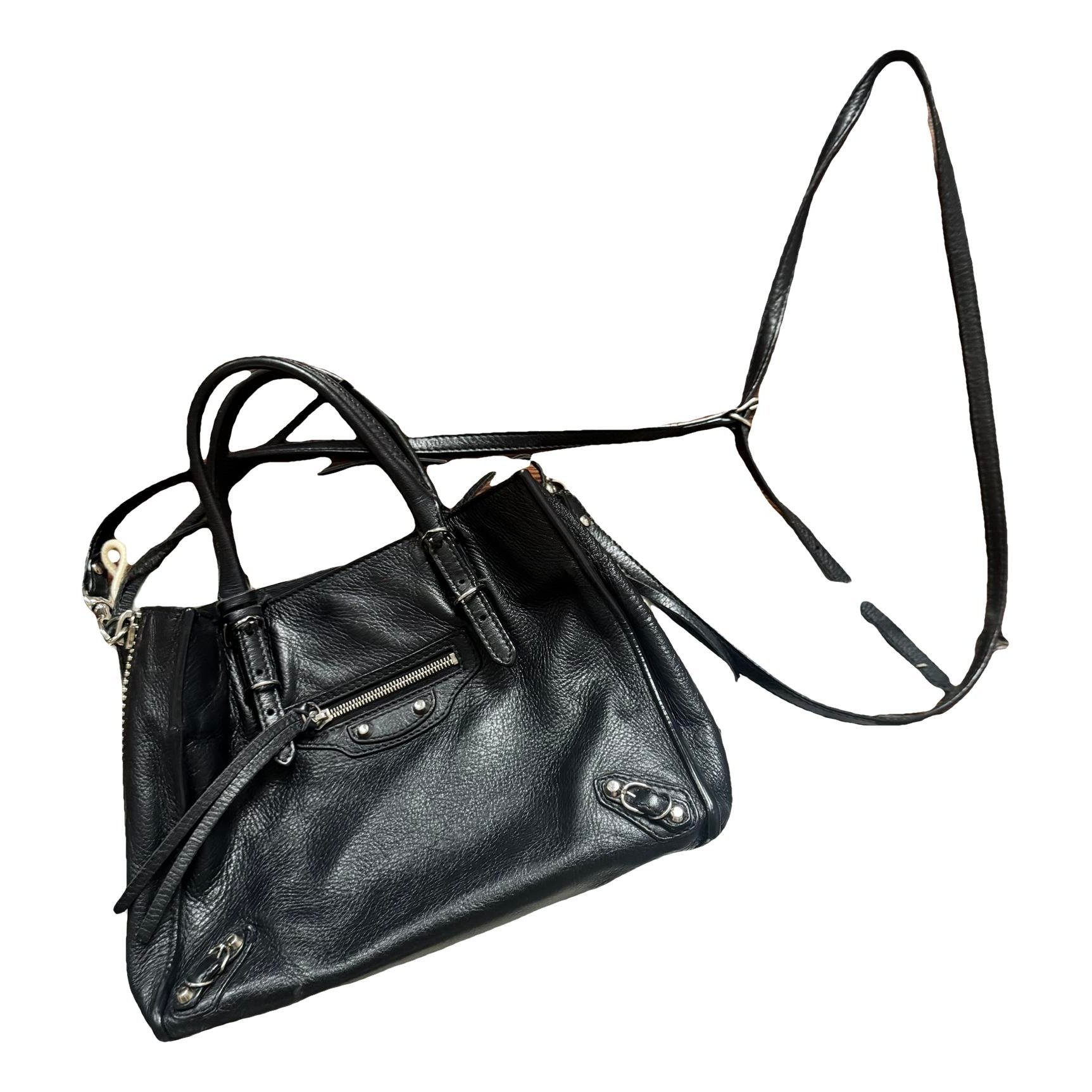 City leather handbag