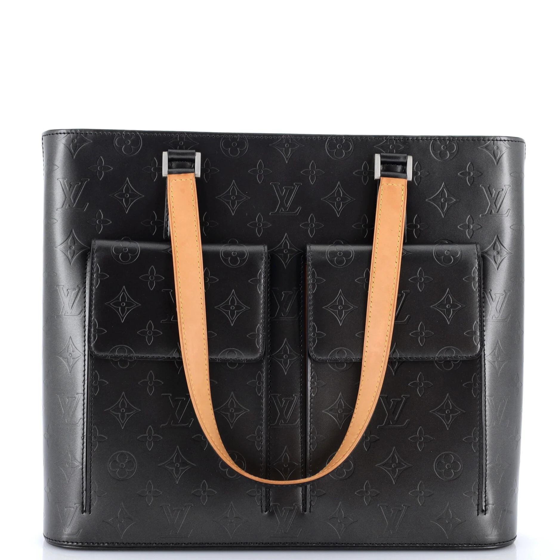 Leather tote
