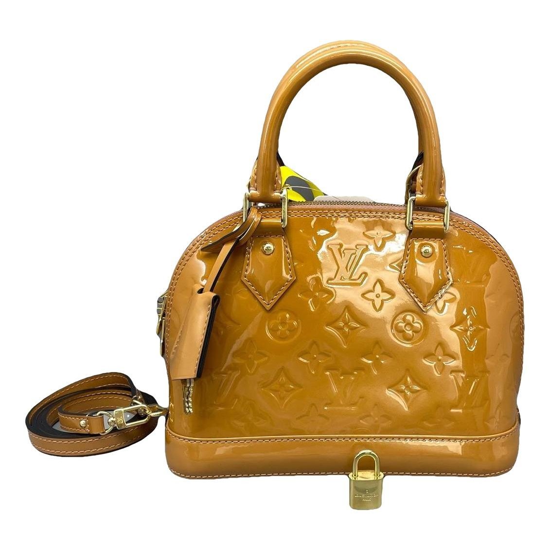 Alma BB leather handbag