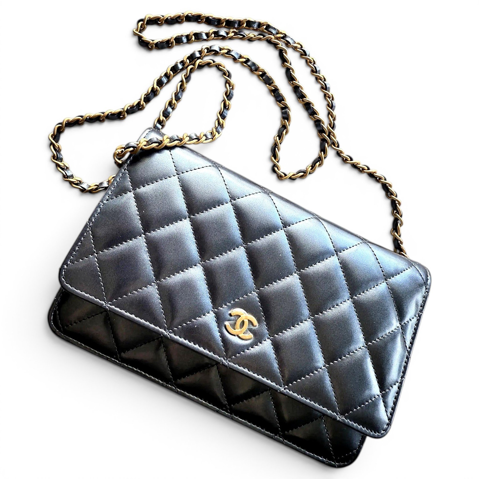Wallet On Chain Timeless/Classique leather crossbody bag