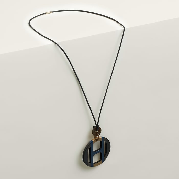 Orfèvre H Equipe Pendant