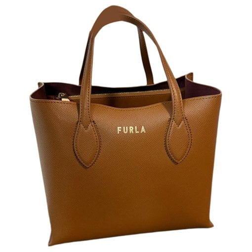 Leather tote