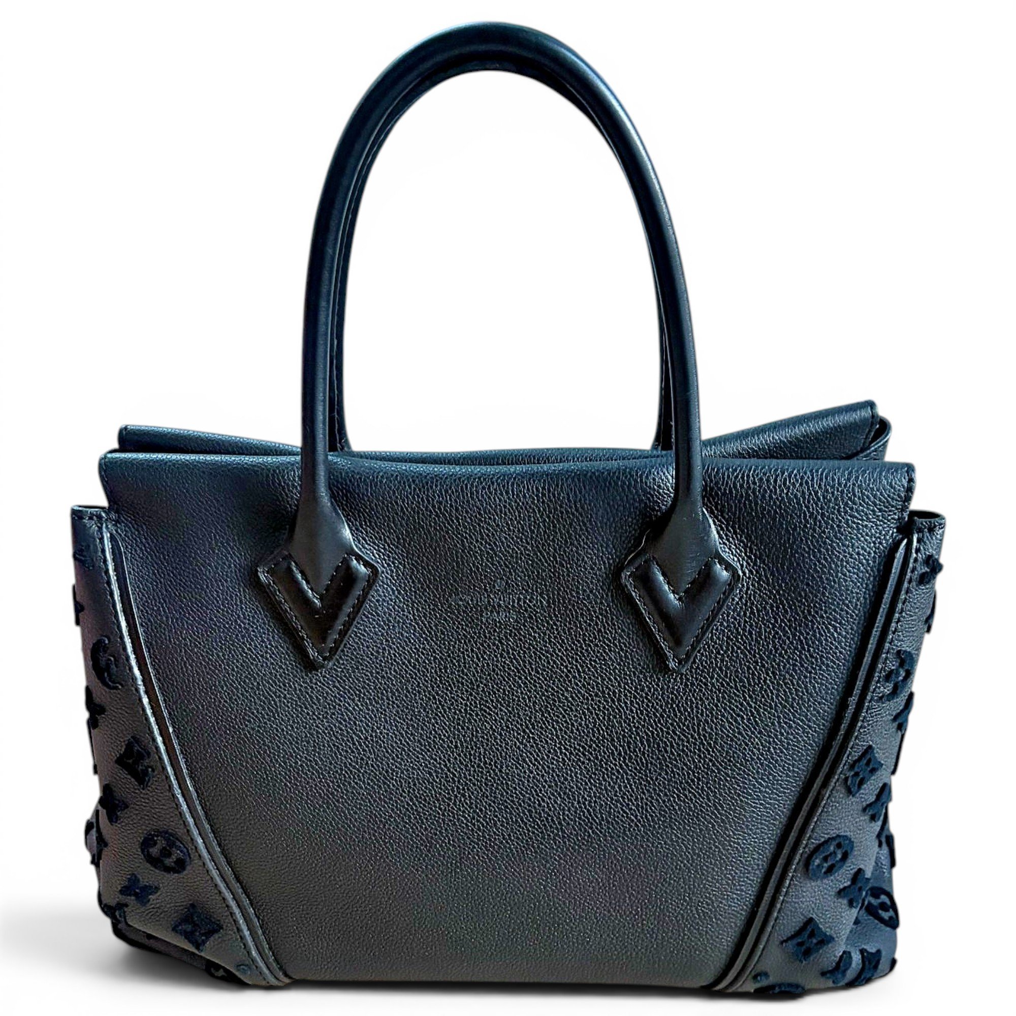 Tote V leather tote