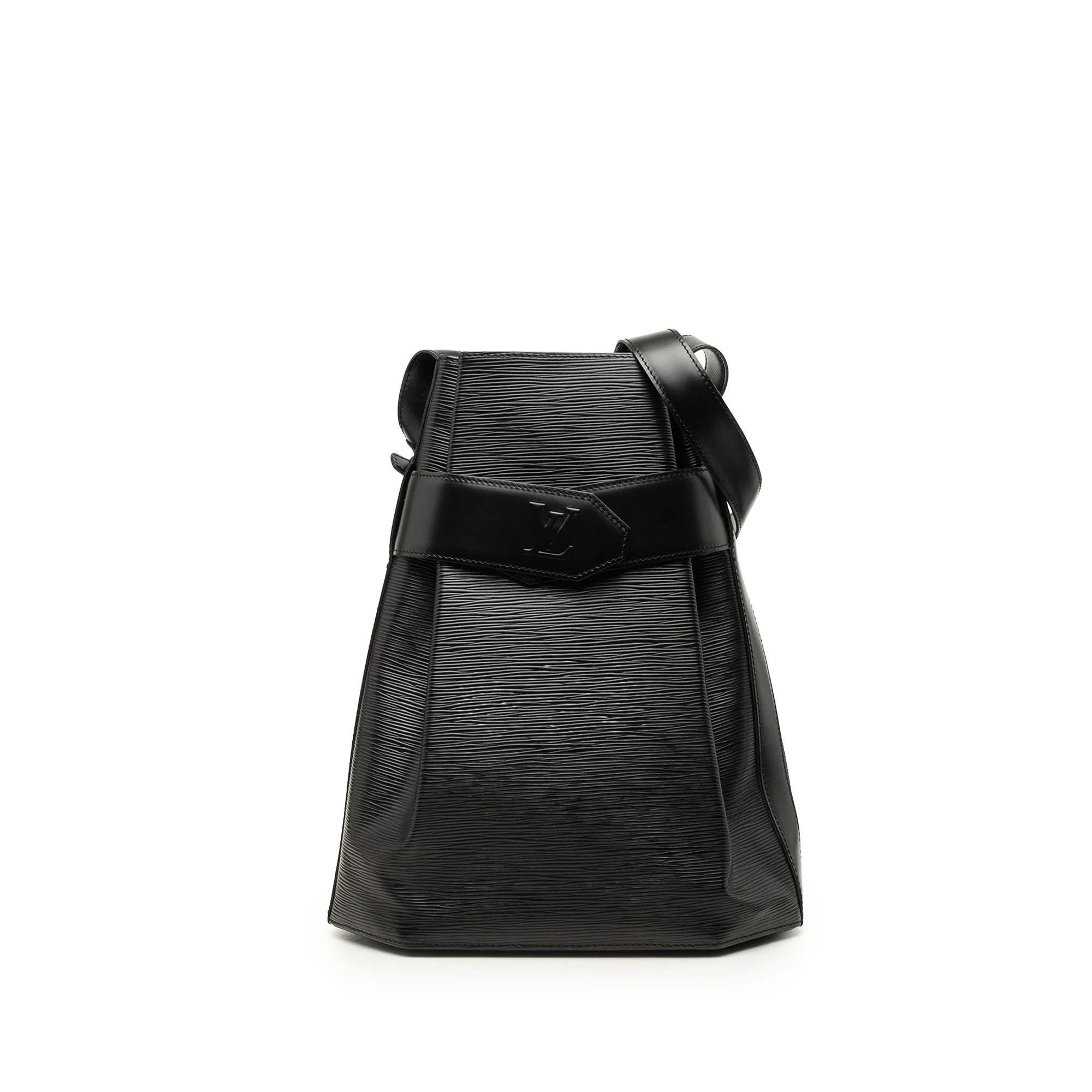 Bucket leather tote