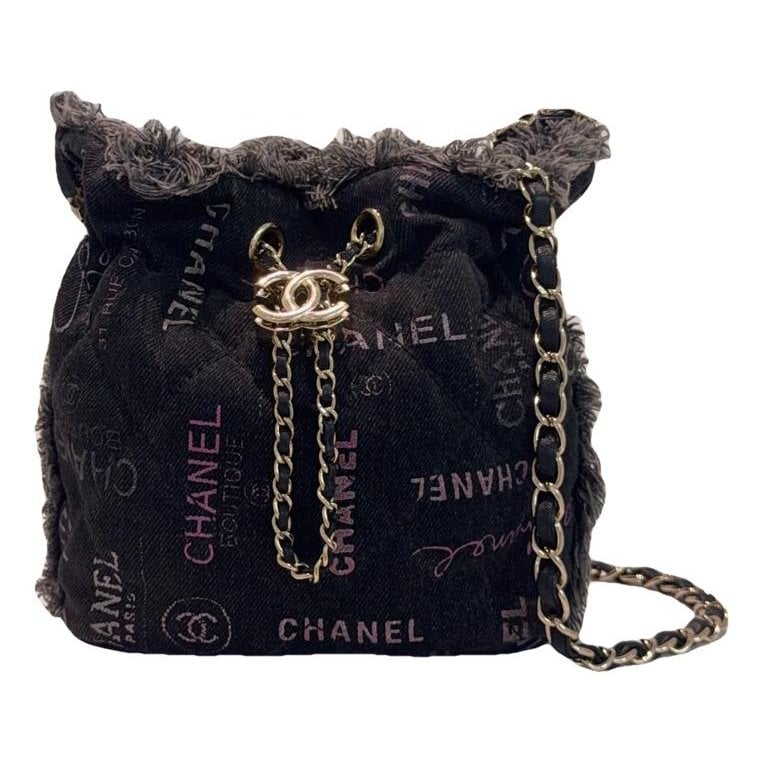 Gabrielle Bucket crossbody bag