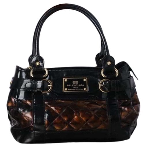 BB Round patent leather handbag