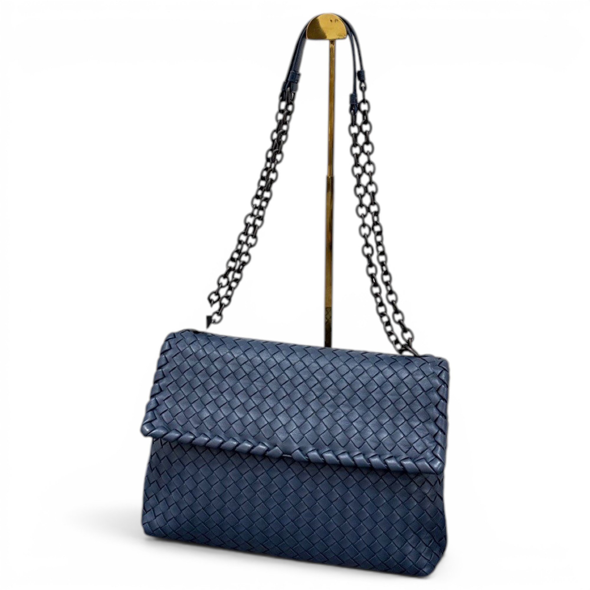 Chain Cassette leather handbag