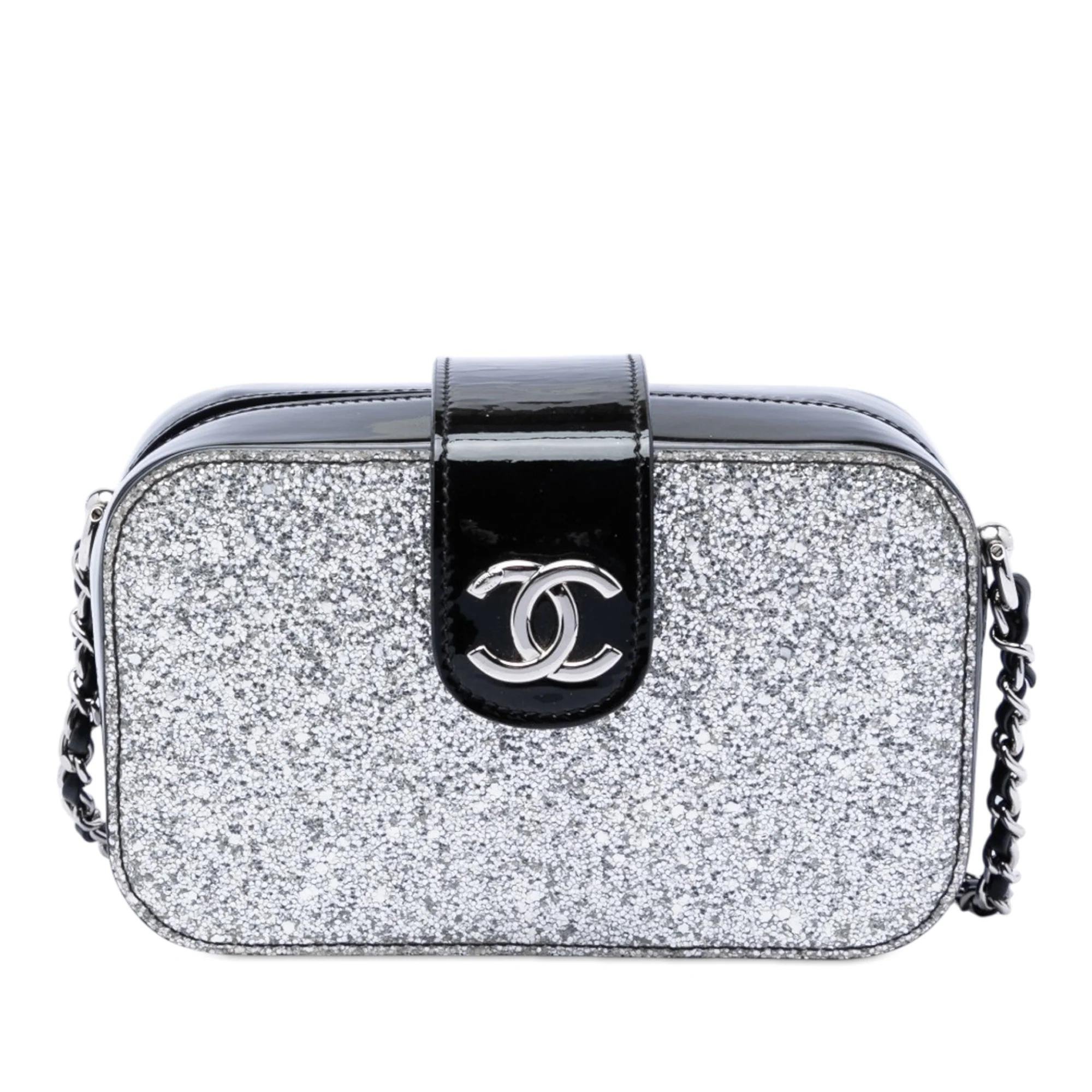 Patent leather handbag