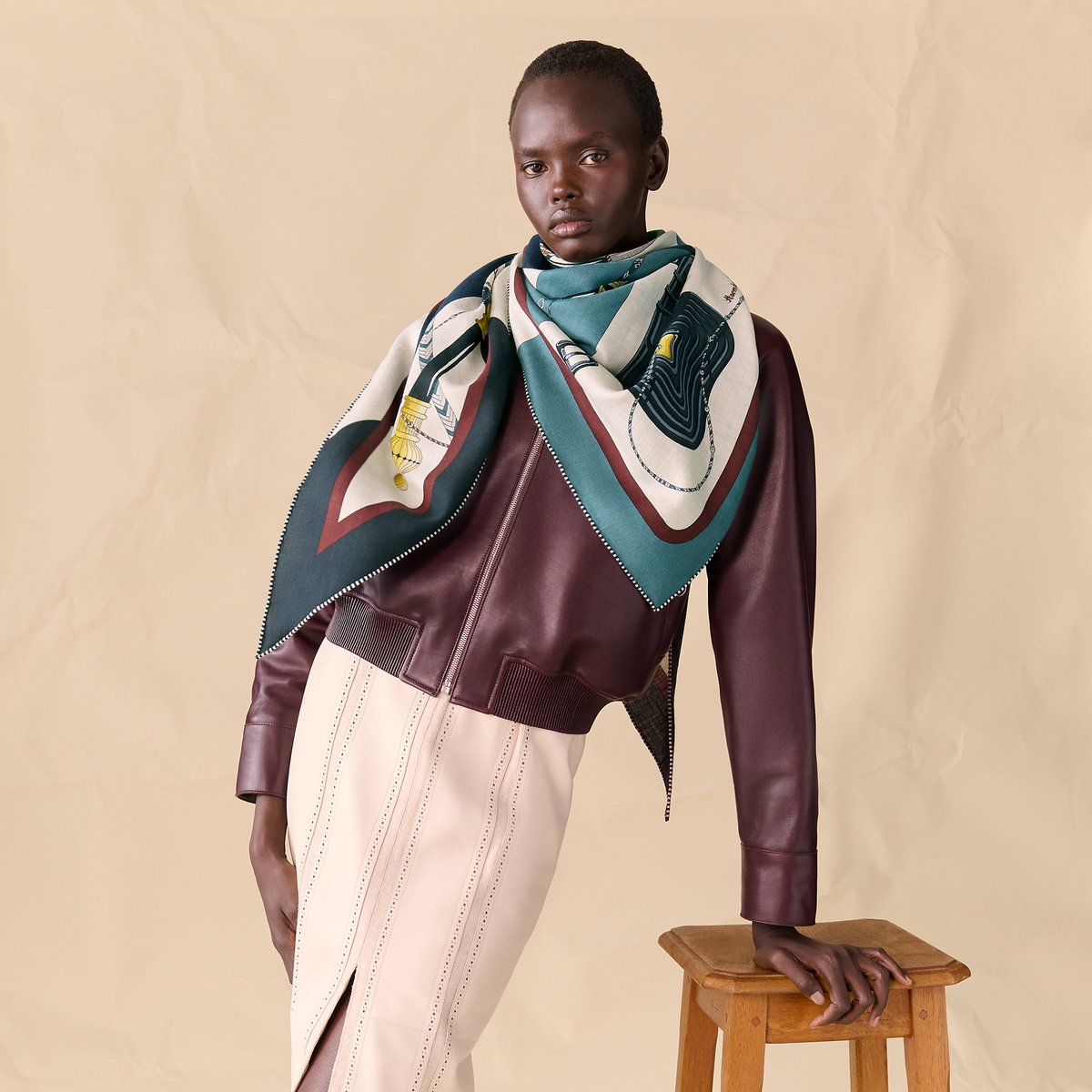 Hermès Clic-Clac triangle Caban/Naturel/Pétrole | BagUSeek
