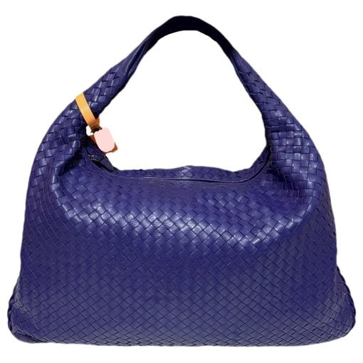 Veneta leather handbag