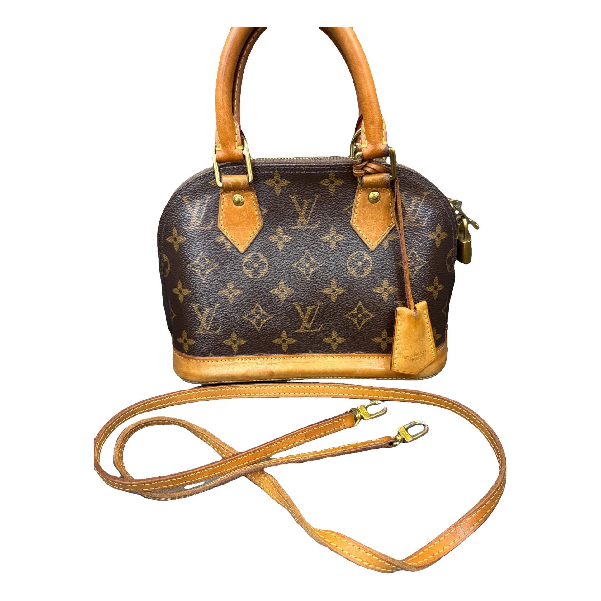 Alma BB leather handbag