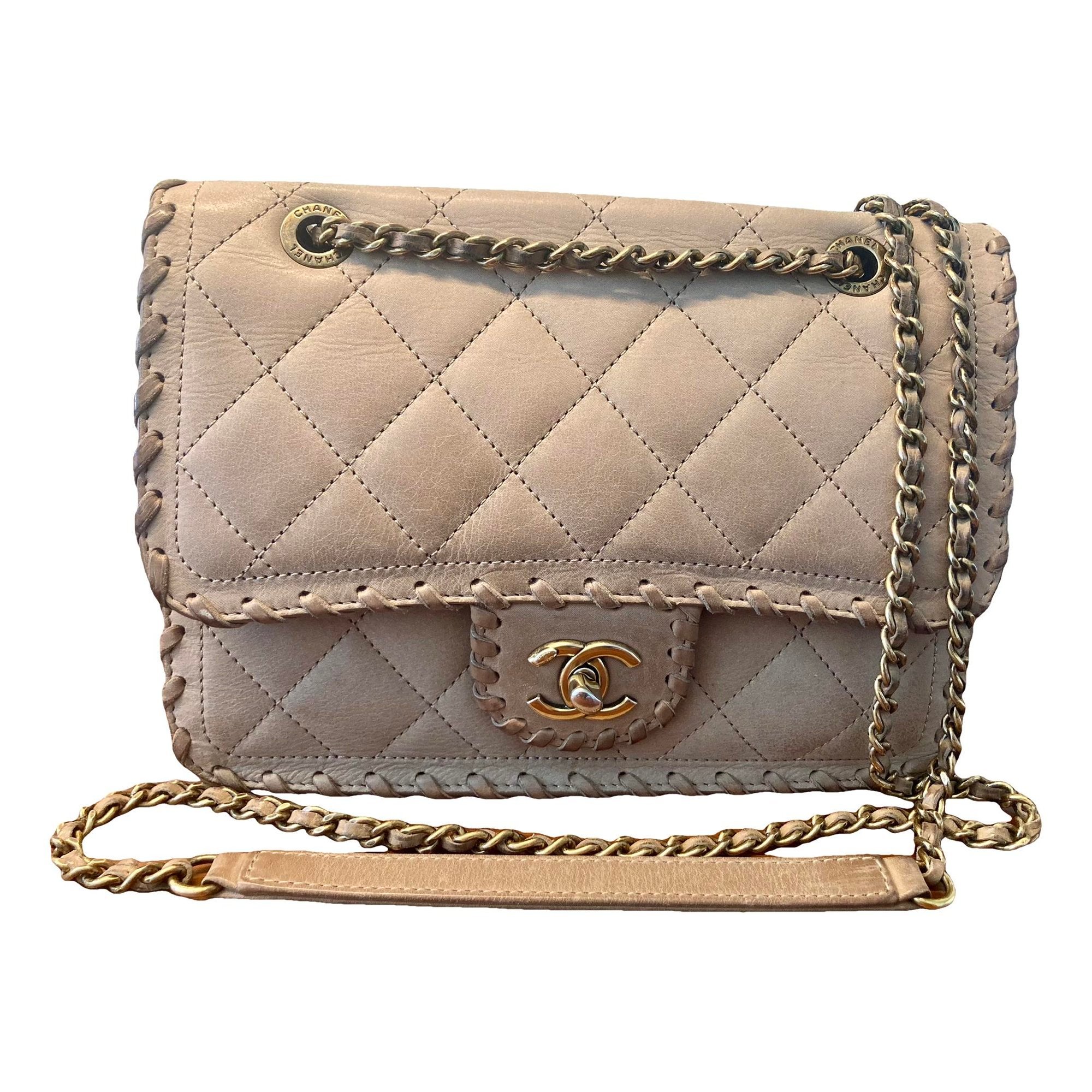 Chanel Timeless/Classique leather crossbody bag
