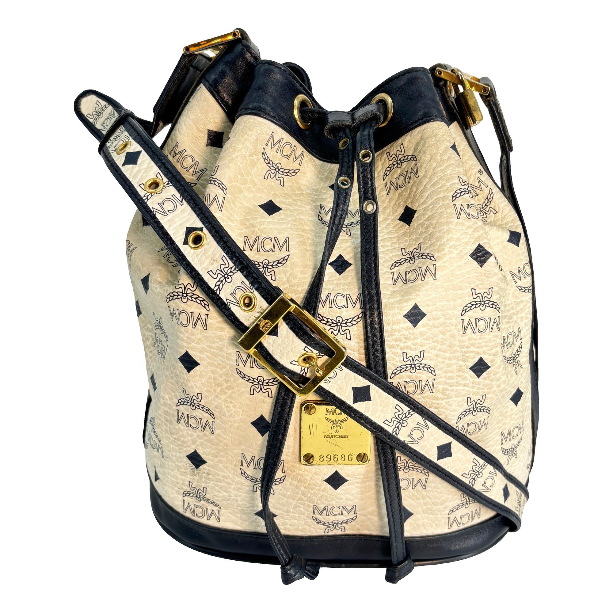 Heritage Drawstring leather handbag