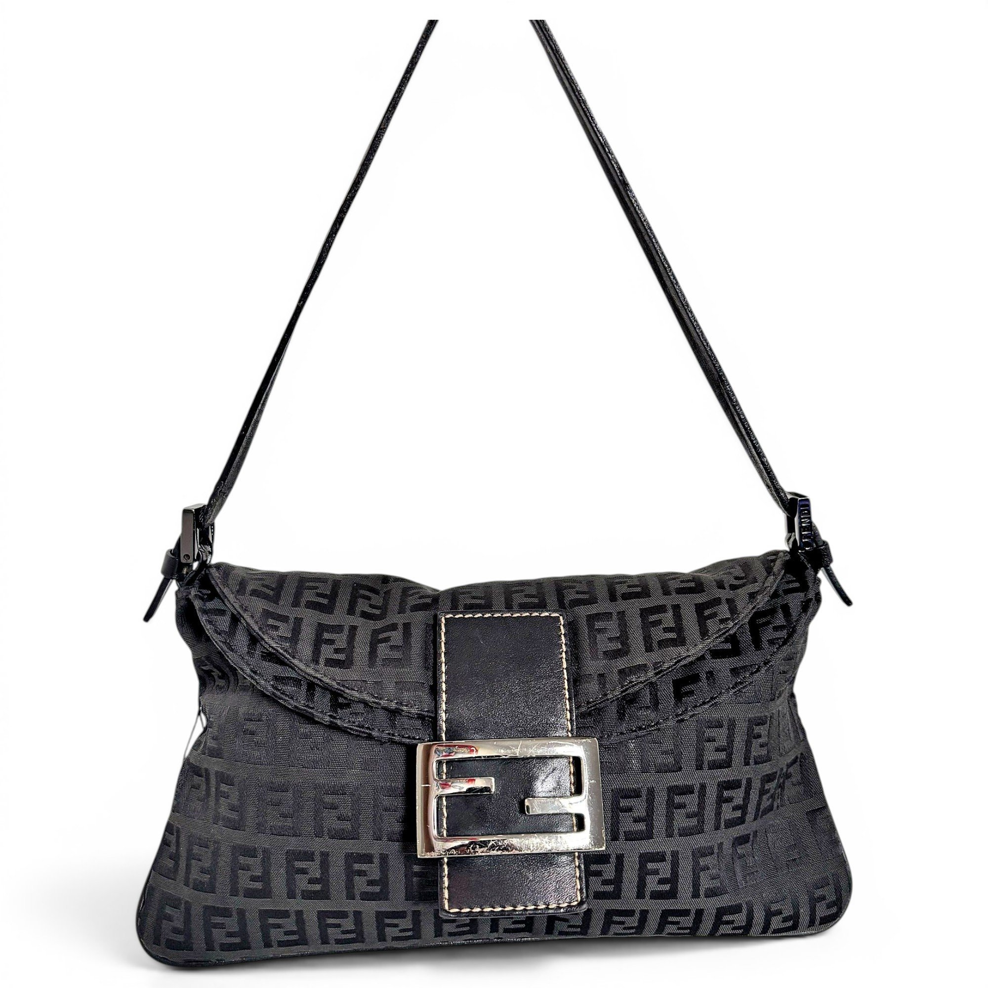 Baguette cloth handbag