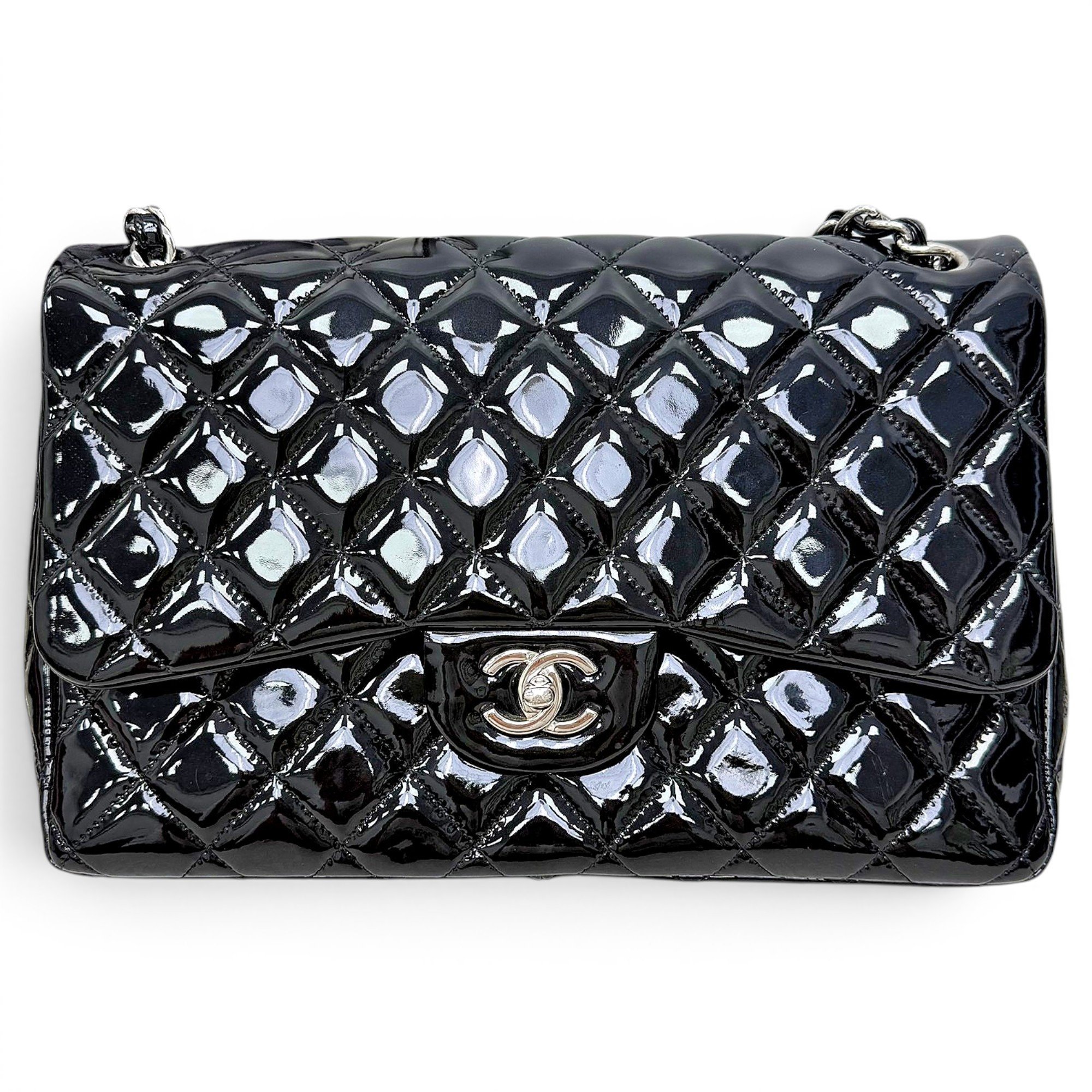 Timeless/Classique patent leather handbag