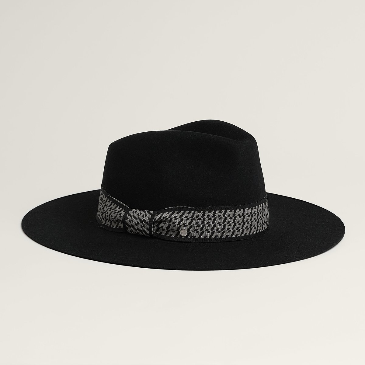 Faubourg Velvet hat
