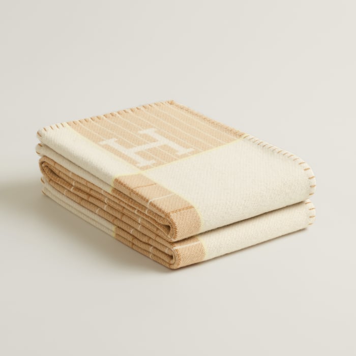 Biscuit Avalon Cabriole Blanket
